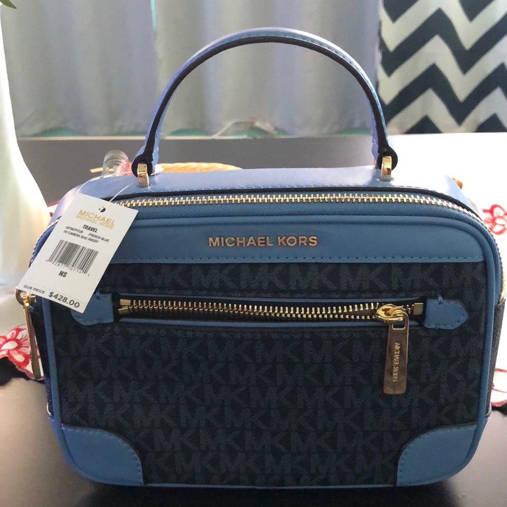 Micheal kors camera bag